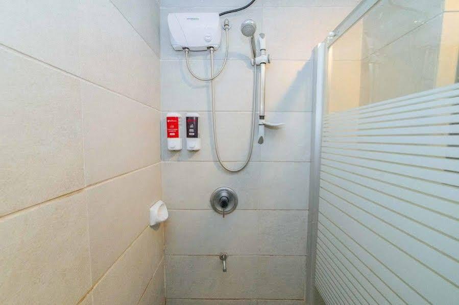 Hotel Super Oyo 791 Bell Mansion Quezon City Zewnętrze zdjęcie