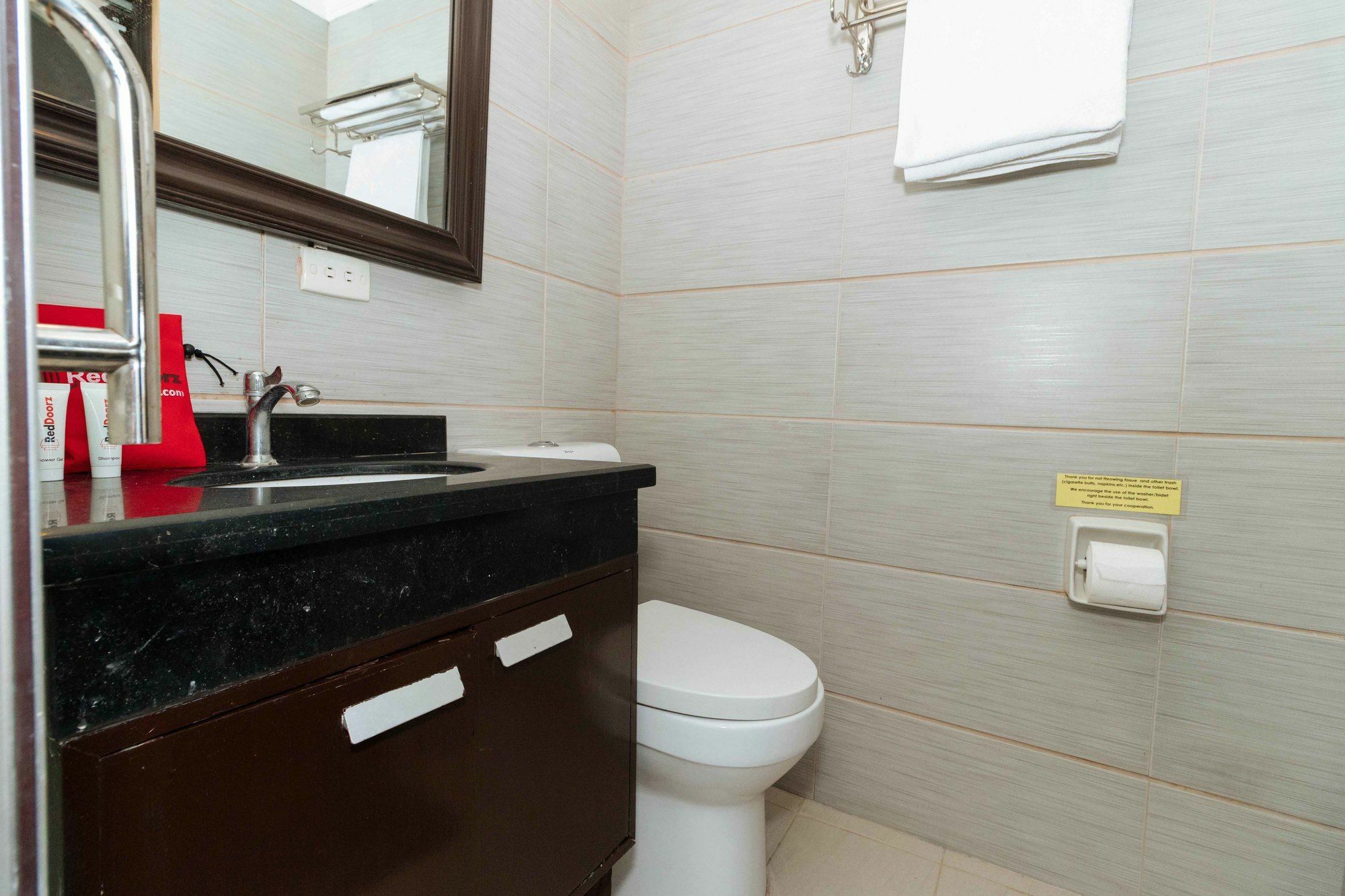 Hotel Super Oyo 791 Bell Mansion Quezon City Zewnętrze zdjęcie